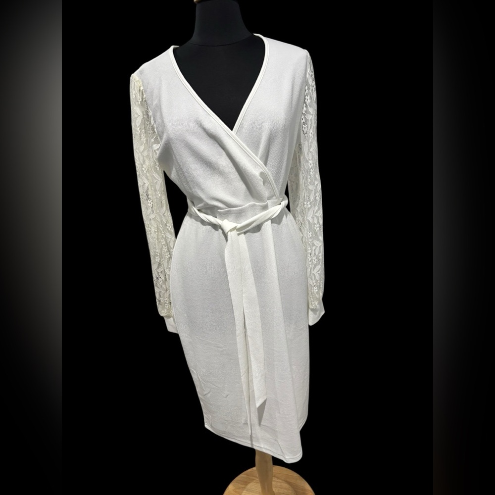 SHEIN NWOT White Midi Dress with Lace Sleeves-size XL